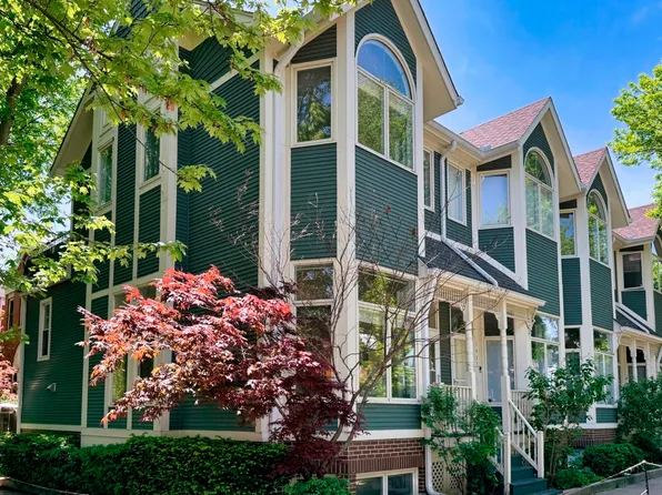 1435 W Altgeld St, Chicago, IL 60614