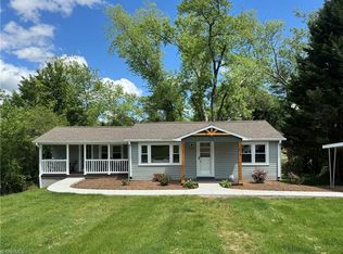 178 Little Arcadia Dr, Elkin, NC 28621