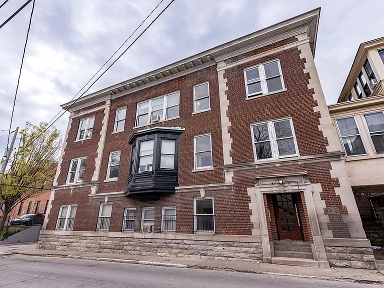 222 W Magnolia Ave — Photo 16