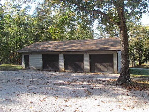 4th image of 59 Whispering Oaks Dr