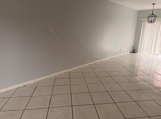 2512 NW 52nd Ave #22B, Fort Lauderdale, FL 33313