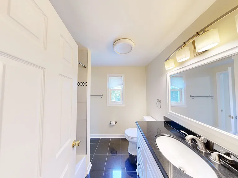 2518 Harmon Rd — Photo 11