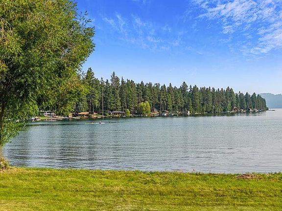 3rd image of 21389 Rollins Lakeshore Dr