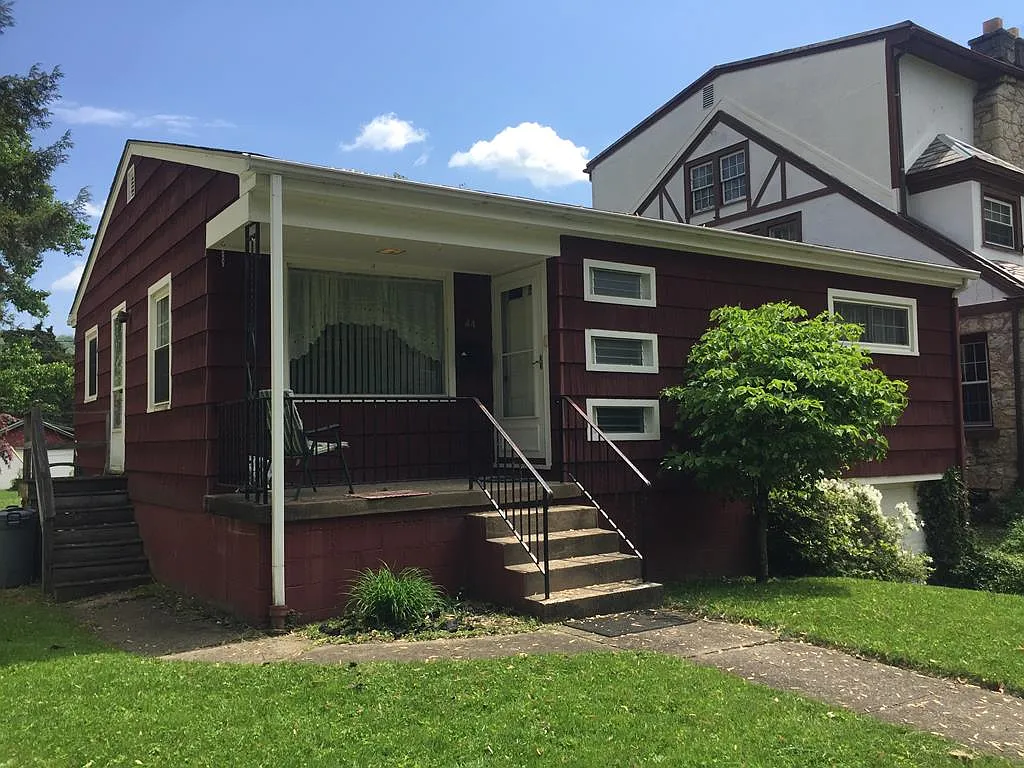 44 Haddale Ave photo 1