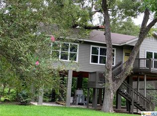 839 Shadylon Ln, Mc Queeney, TX 78123