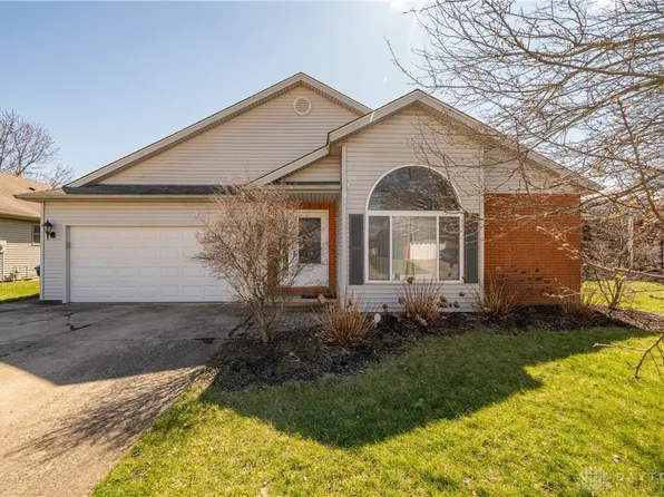 261 W Pinehurst St, Sidney, OH 45365