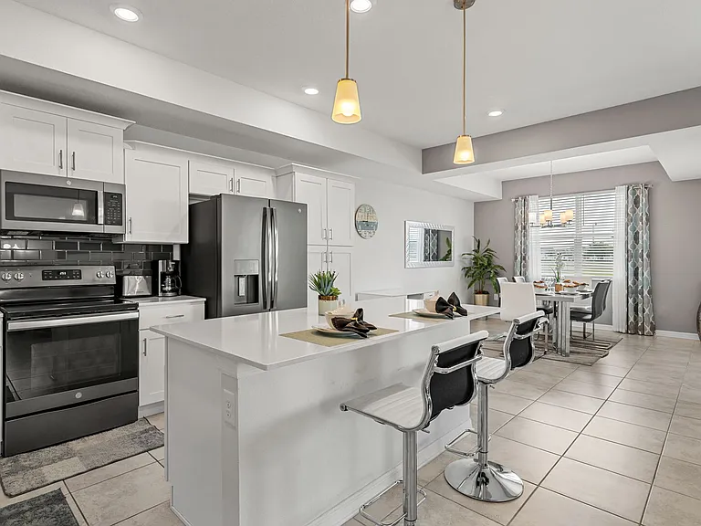 Paradox Cir — Photo 22