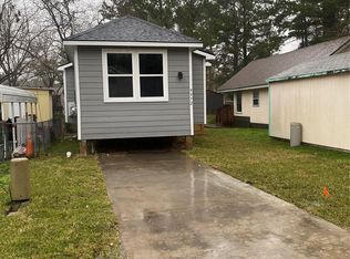 9572 Darkwood St, Willis, TX 77318