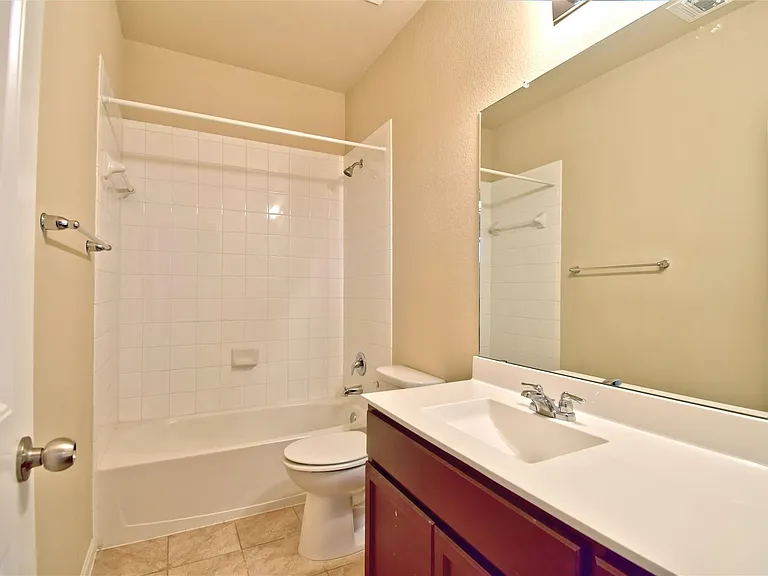 2880 Donnell Dr #1701 — Photo 19