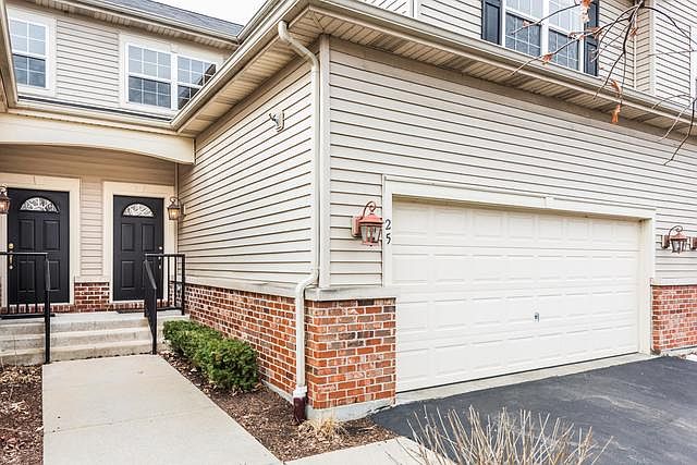 1st image of 25 Melrose Ct