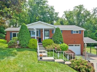 111 Willow Dr, Pittsburgh, PA 15239