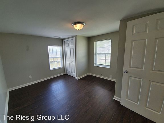 4th image of 1403 Edgelawn Ave