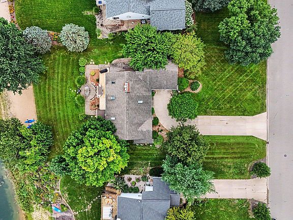 4th image of 6036 Arroyo Vista Dr NE