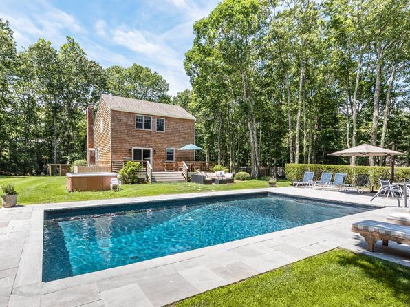 15 Highland Blvd