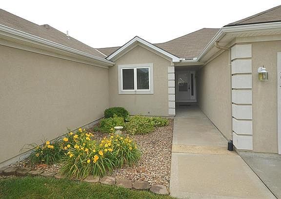 2nd image of 503 Marina Ct