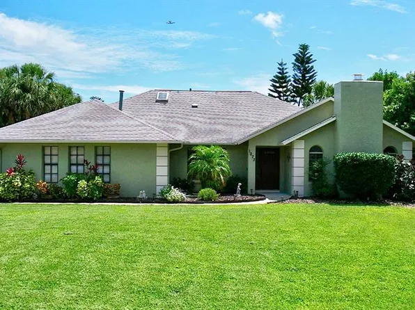 1073 Club House Blvd, New Smyrna Beach, FL 32168