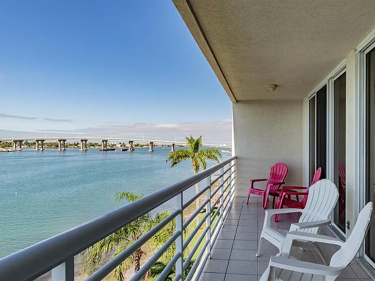 6085 Bahia Del Mar Cir #468 — Photo 21