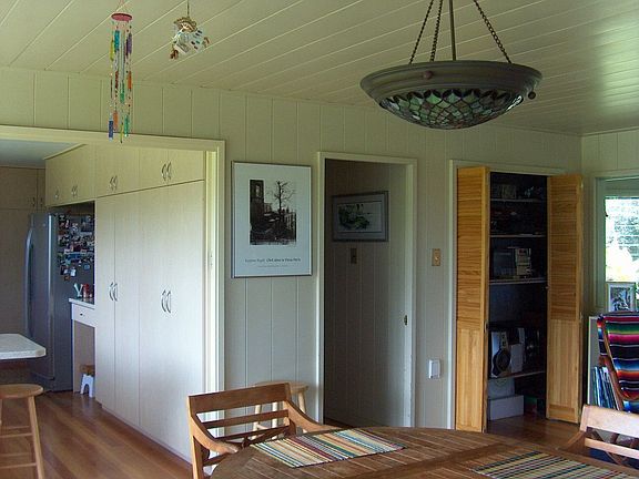 3rd image of 2815 Ainaola Dr