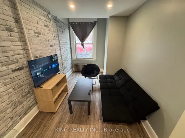 344 Richmond St #1, London, ON N6A 3C3