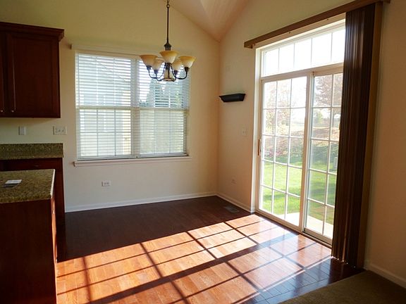 5th image of 803 Canton Dr