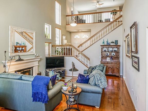 5th image of 24600 Brighton Dr Unit C
