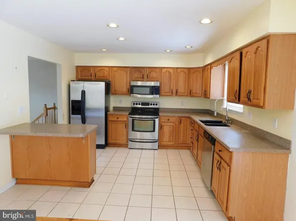 10908 Thornwood Dr NW, Lavale, MD 21502