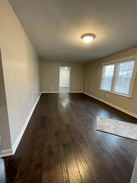 3 bed, 1400 sqft, $1,500 — Photo 3