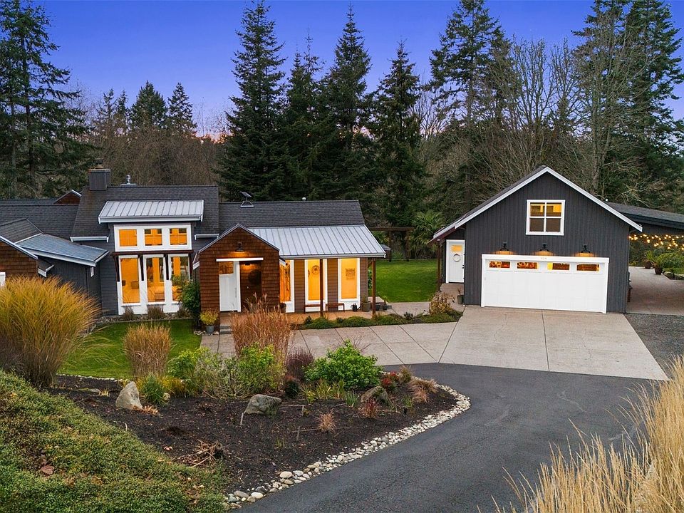 1st image of 654 NW Camano Drive