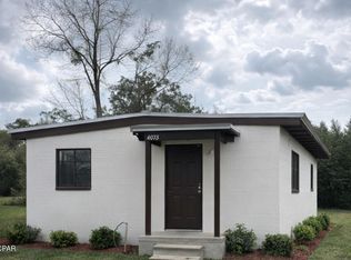 4073 McCrary Dr, Marianna, FL 32448