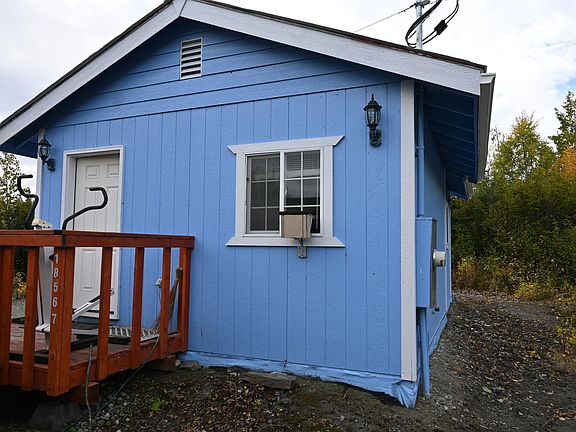 3rd image of 18567 W White Fox Cir