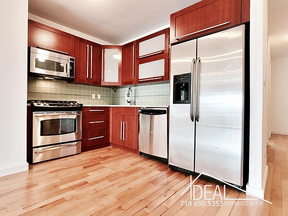 4th image of 712 6th Ave #2