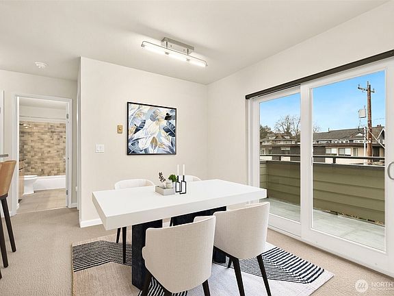 5th image of 3926 1st Avenue NE #31
