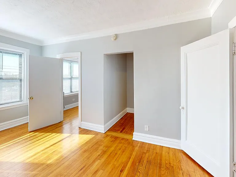 4850 W North Ave — Photo 4