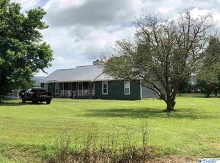 12 Collins St, Woodville, AL 35776