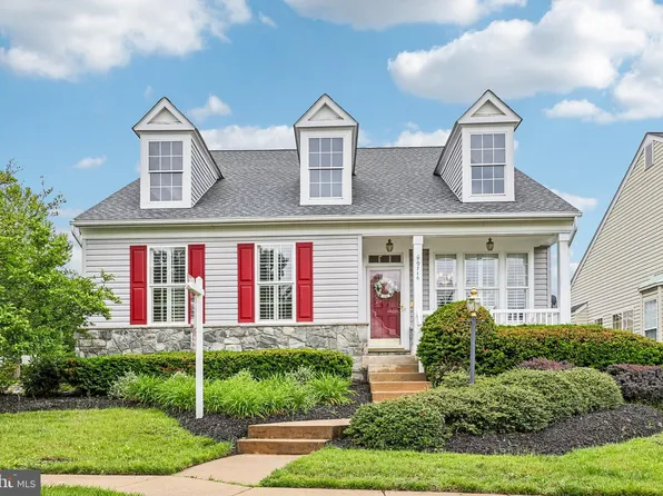 9716 Seafield Pl, Bristow, VA 20136