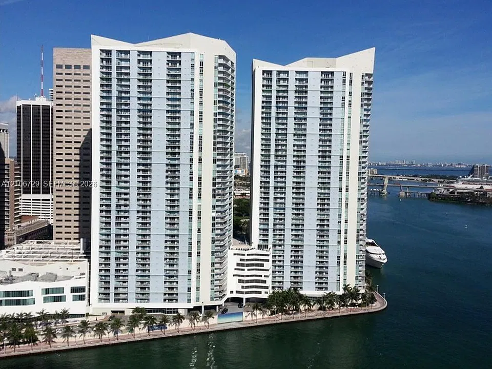 335 S Biscayne Blvd #2005