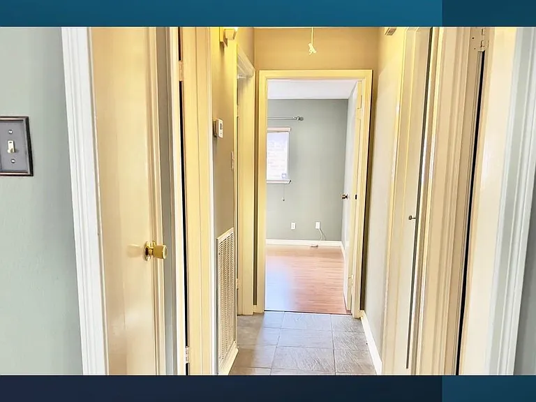 439 Woodrail Dr — Photo 12