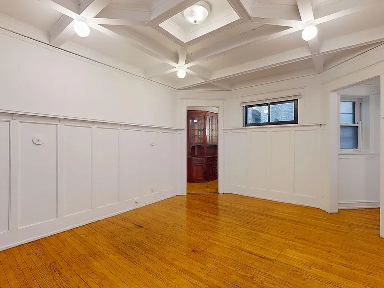 5700 S. Blackstone Avenue — Photo 47