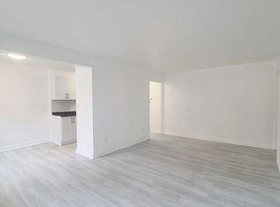 125 Shelborne Ave #4, Toronto, ON M6B 2M8