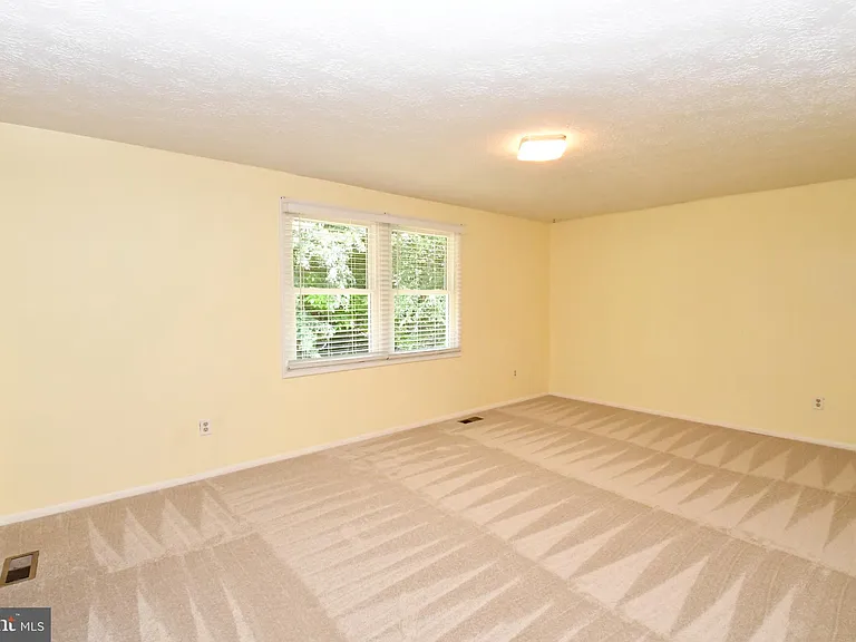 8017 Diving Cliff Ln — Photo 19