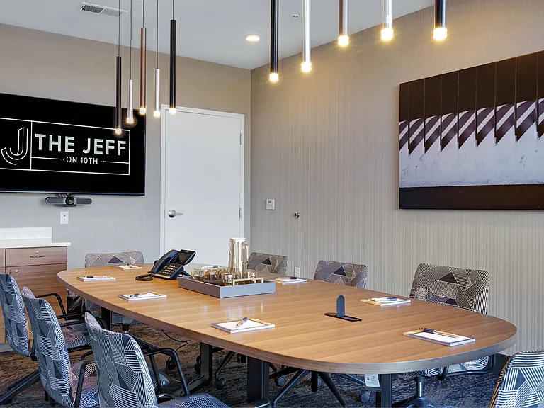 The Jeff on 10th — Photo 41