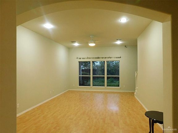4th image of 6008 N 24th St
