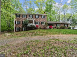 9135 Forestview Dr, Manassas, VA 20112