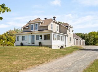 5349 Bowesville Rd, Ottawa, ON K1X1B8