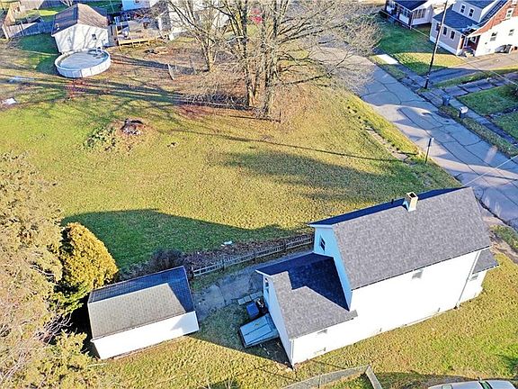 2nd image of 2324 Donald Ave