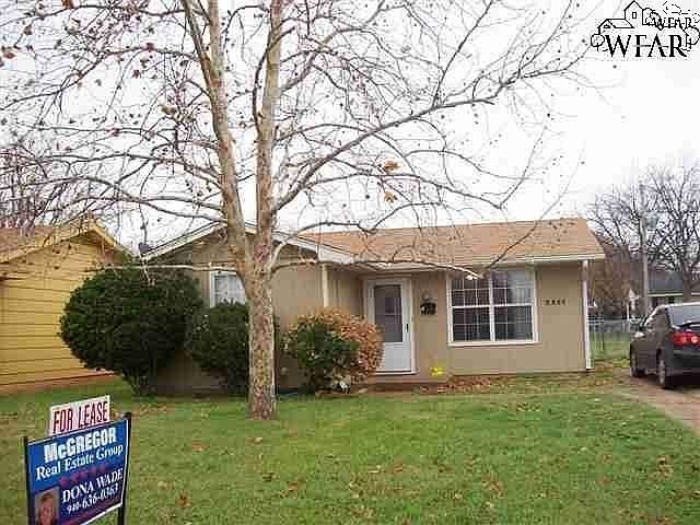 1st image of 2951 McGaha Ave
