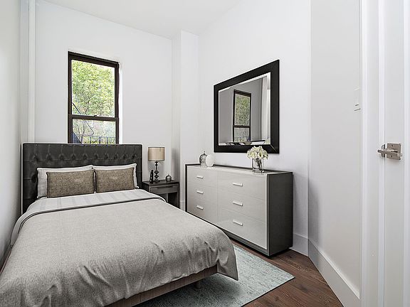 4th image of 207 Madison St APT 1