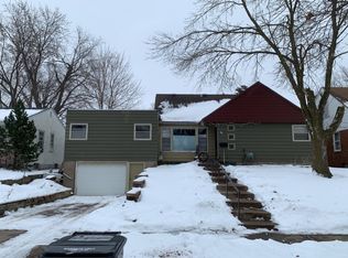 1464 Schletti St, Saint Paul, MN 55117