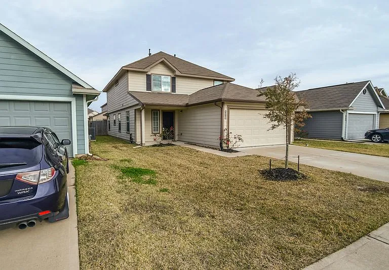 5438 Plantation Forest Dr — Photo 3