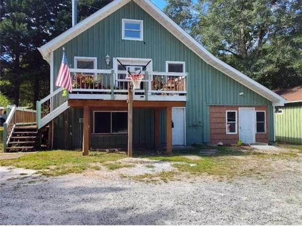 419 Wood Rd, Taylors, SC 29687